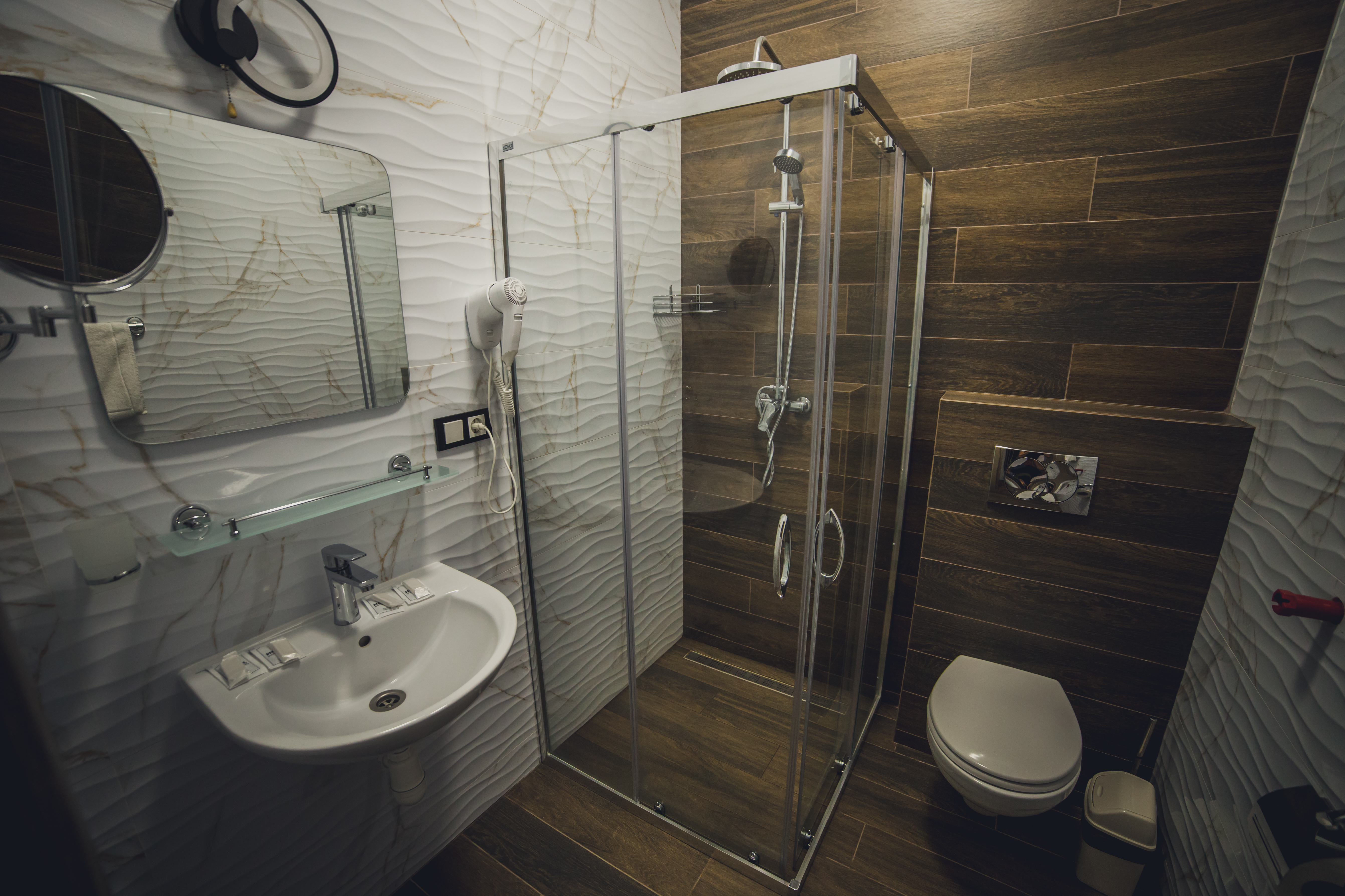 Тримісний мансардний двокімнатний - вид